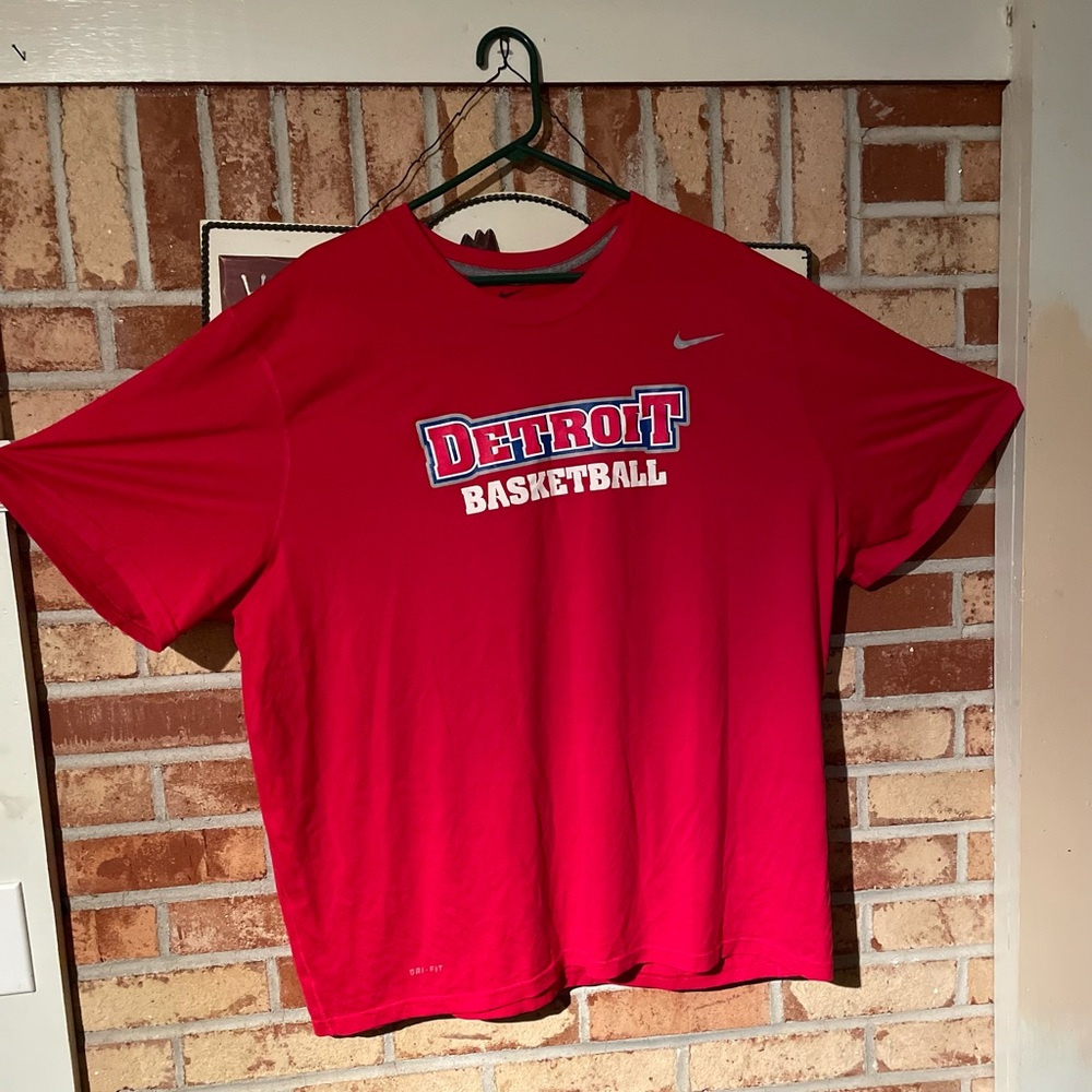 Nike dri fit Detroit t shirt sz XXL